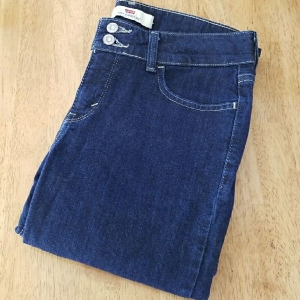 𝅺LEVIS Slender Boot Dark Wash Denim Jeans 28 x 32 Blue Jeans
